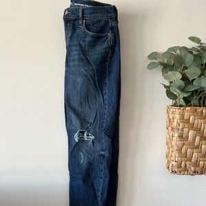 Ripped Boyfriend Jeans